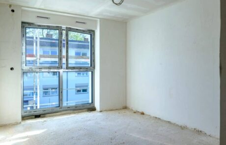 Karl-Immanuel-Kuepper-Stiftung Fortgang der Revitalisierung Innenansicht mit neuen Fenstern
